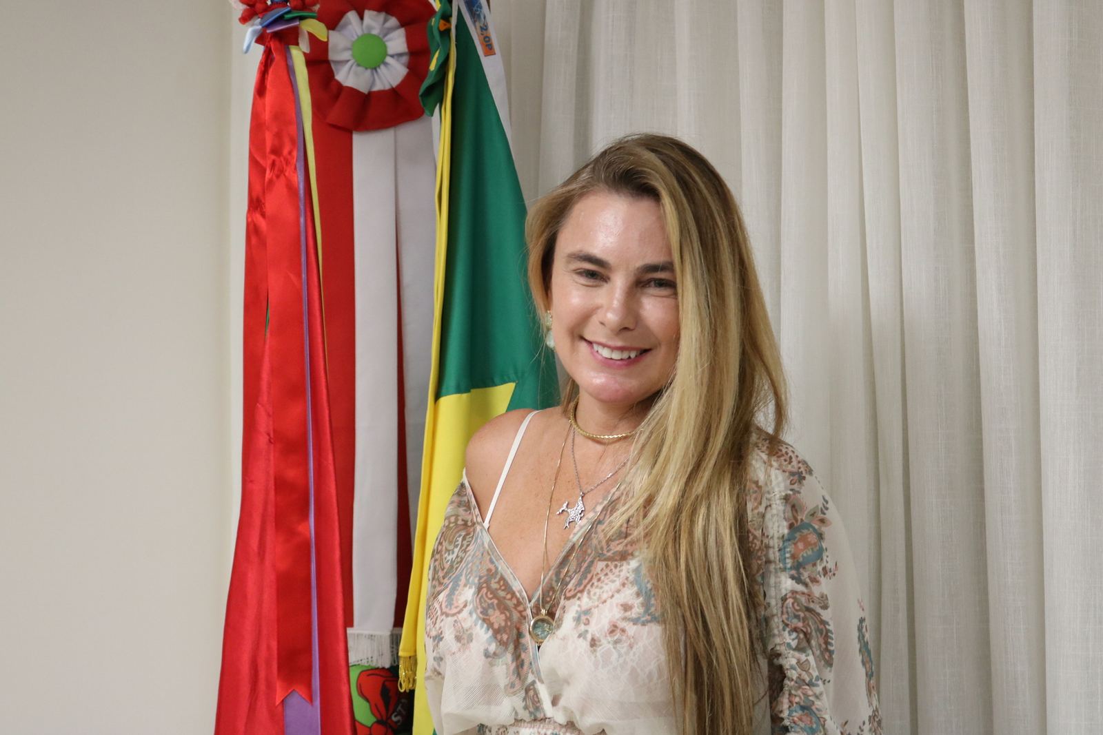 Paulinha é eleita deputada federal e Podemos elege pela primeira vez uma cadeira por Santa Catarina