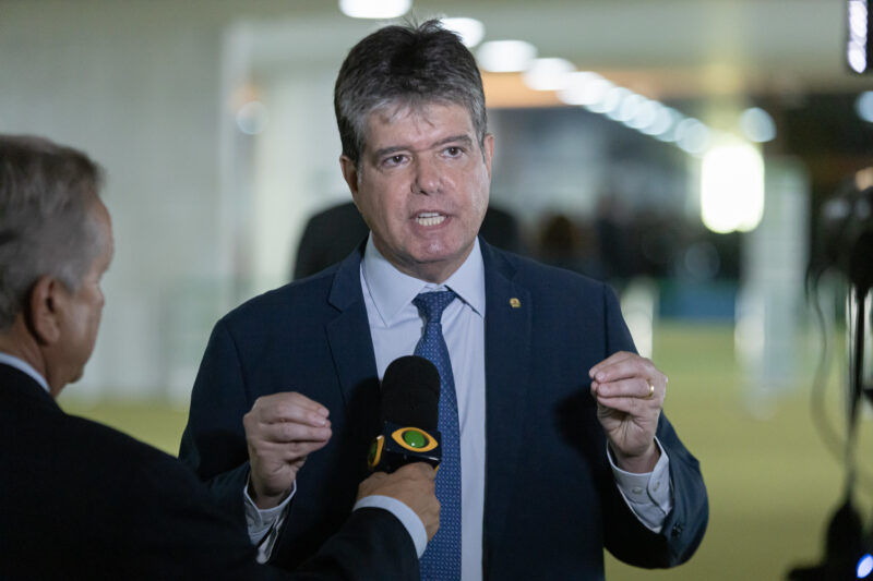 Presidente da Federação Alagoana orienta clubes a se protegerem